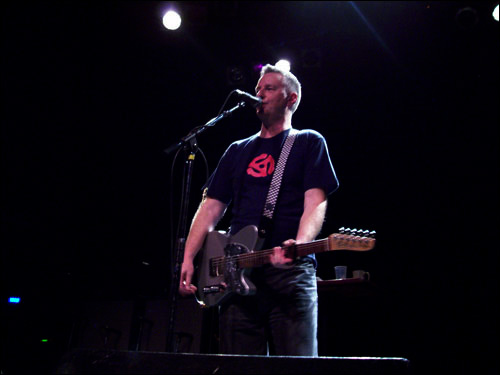 Billy Bragg, Phoenix Concert Theatre, Toronto, November 17, 2009