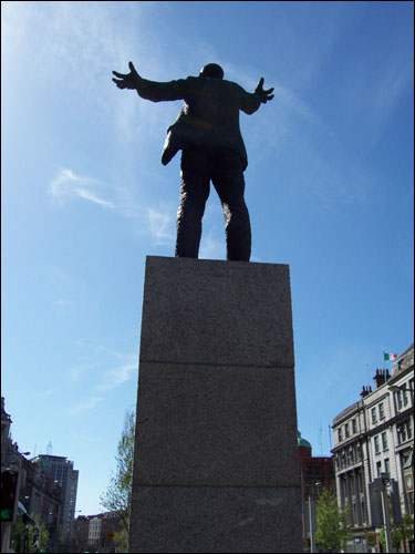 Jim Larkin statue, O'Connell Street, Dublin, May 2008