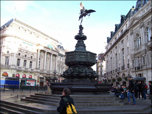 Piccadilly Circus, December 8, 2008