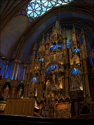 Notre Dame altar