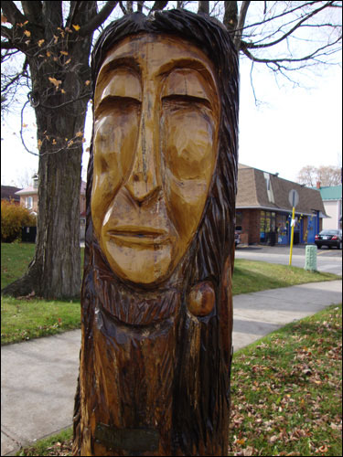 Orangeville tree carving