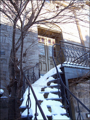 Snowy Steps, Rue St Denis